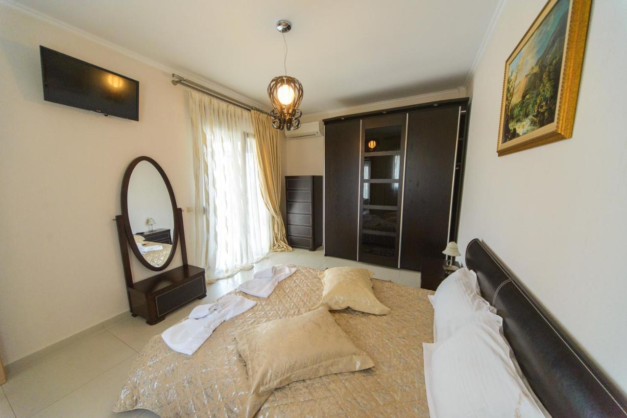 Villas Ханиоти Экстерьер фото