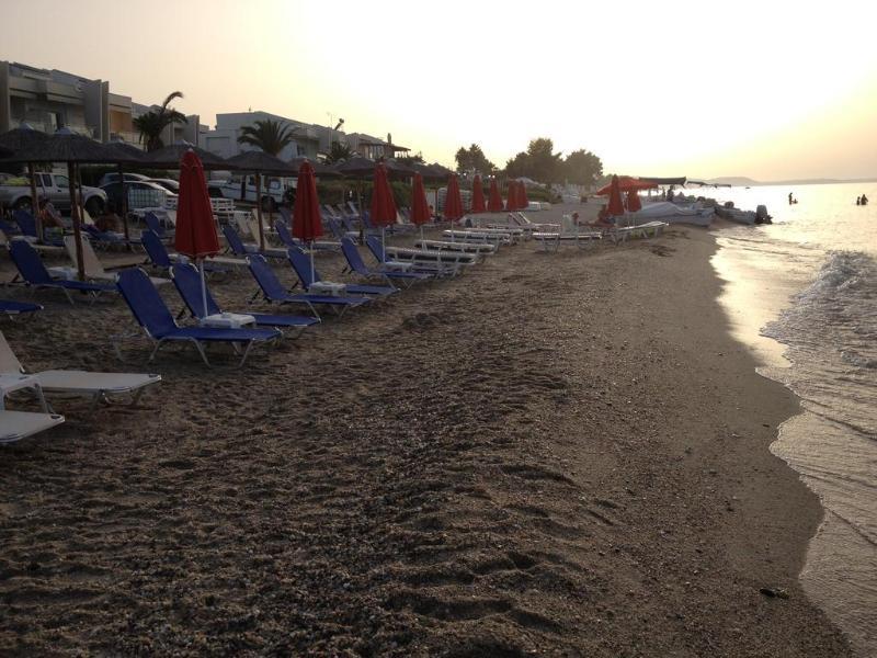 Villas Ханиоти Экстерьер фото