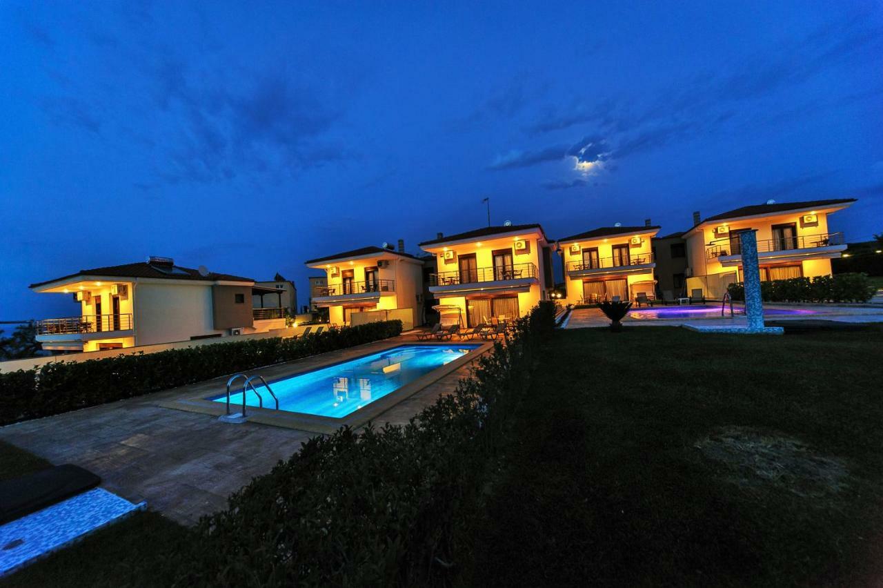 Villas Ханиоти Экстерьер фото